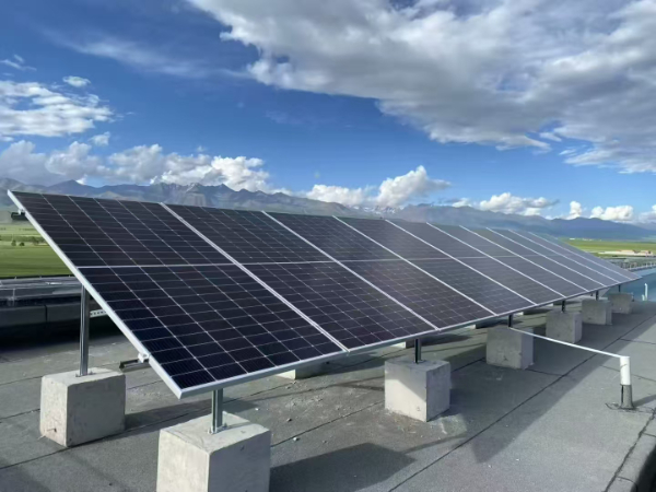 青海学校太阳能光热组合系统